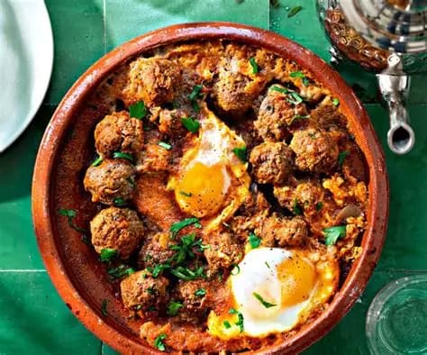 Tajine Kefta aux Œufs
